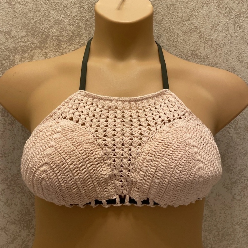 Xhilaration Pink Crochet Bikini Top